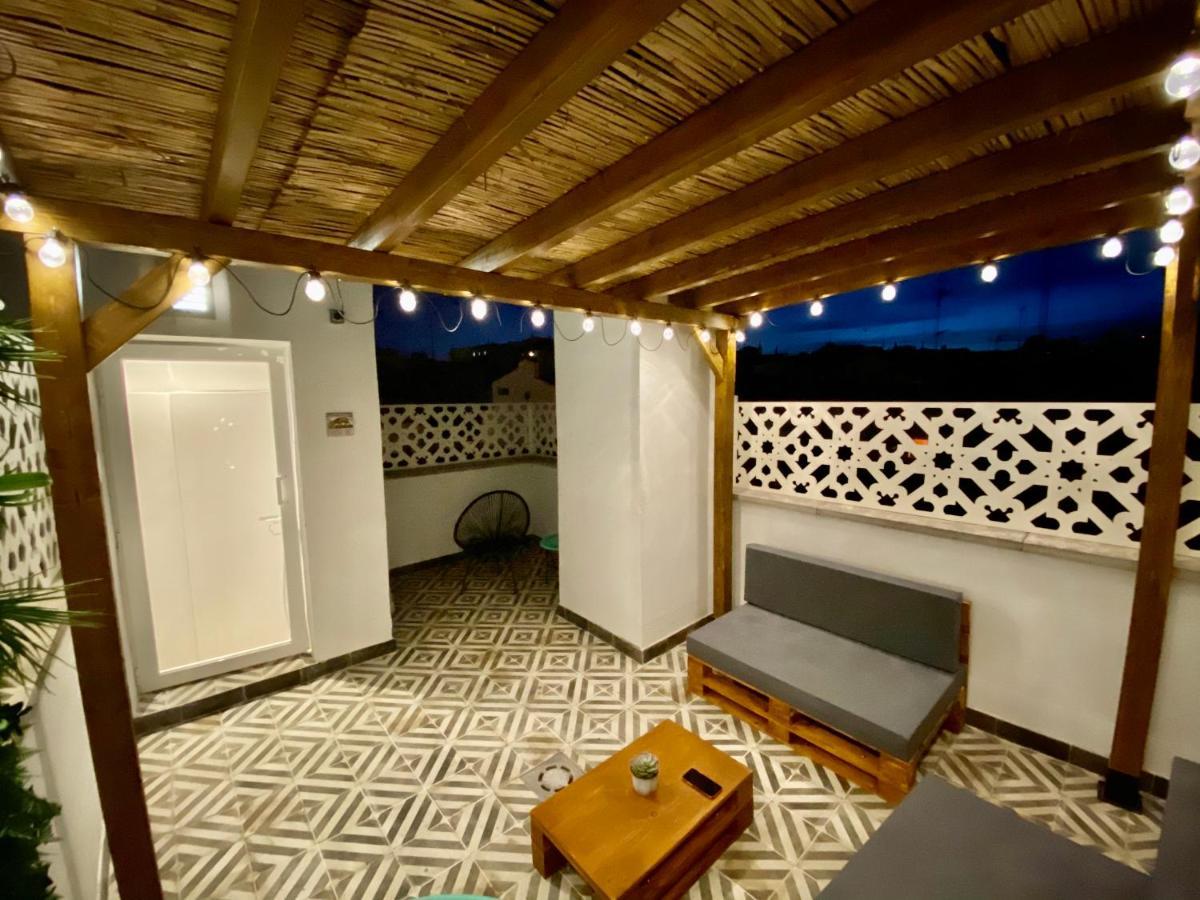 Precioso Atico Con Terraza En El Centro De Madrid Amazing Penthouse In Madrid Center Apartment Luaran gambar