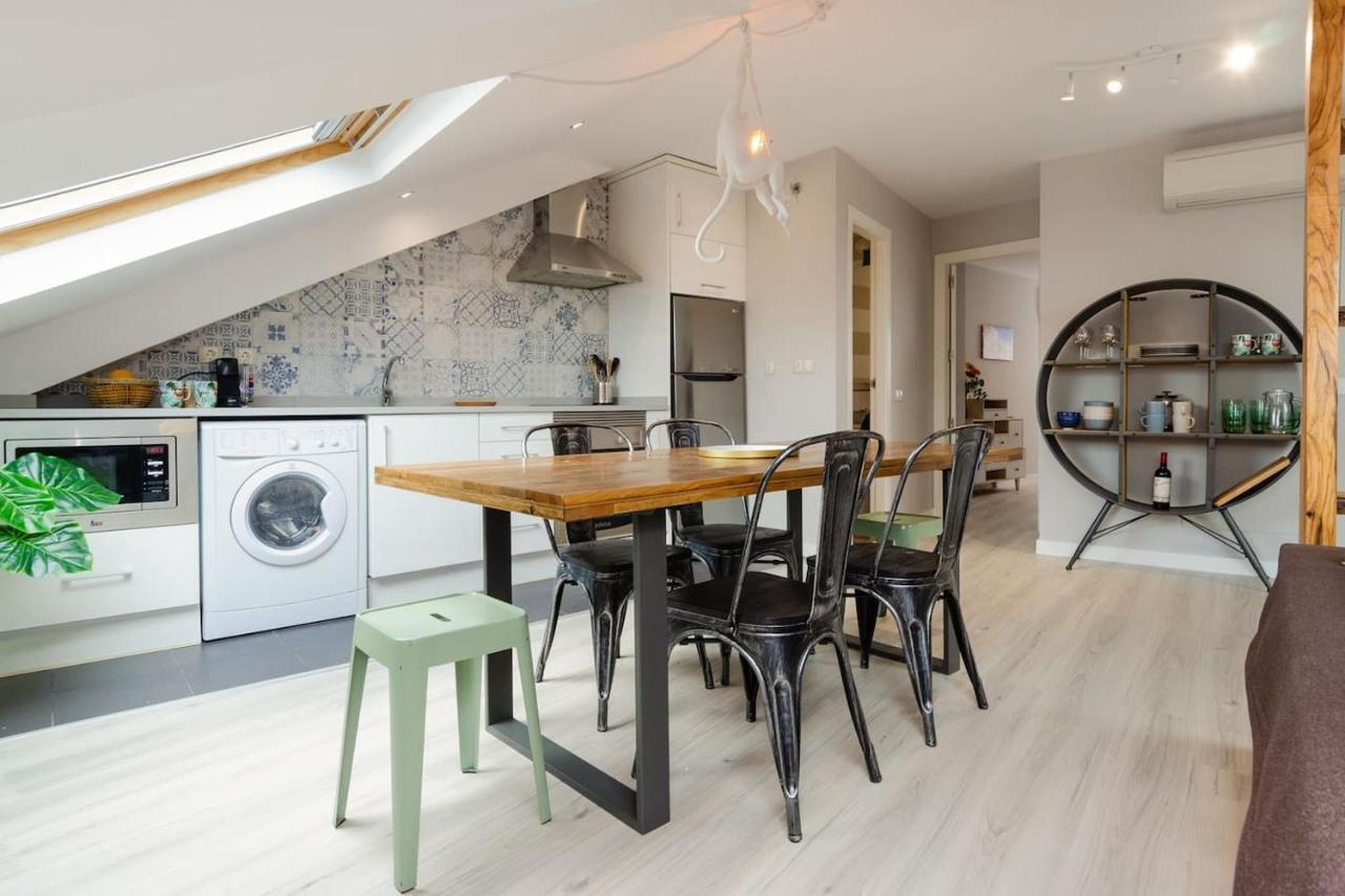 Precioso Atico Con Terraza En El Centro De Madrid Amazing Penthouse In Madrid Center Apartment Luaran gambar