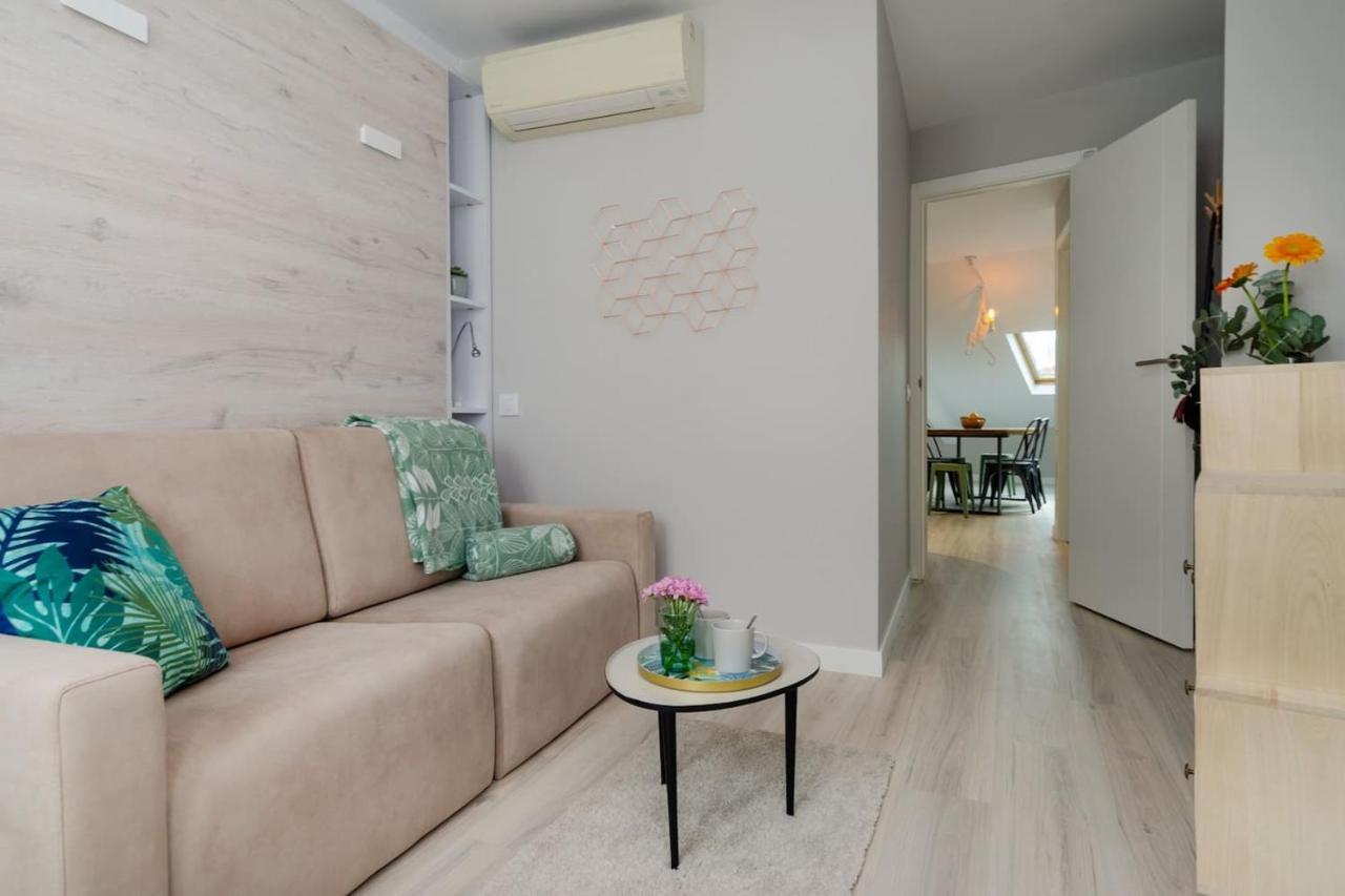 Precioso Atico Con Terraza En El Centro De Madrid Amazing Penthouse In Madrid Center Apartment Luaran gambar