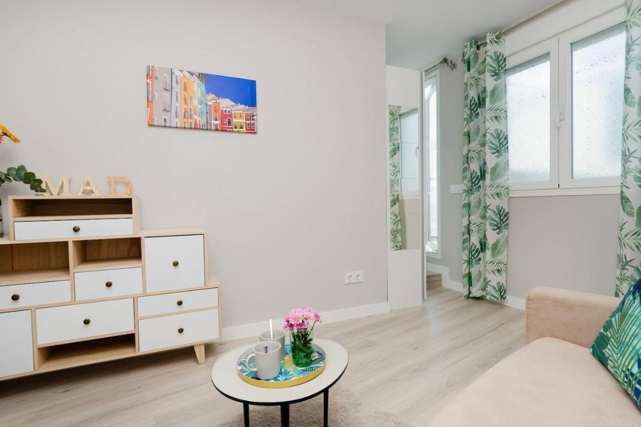 Precioso Atico Con Terraza En El Centro De Madrid Amazing Penthouse In Madrid Center Apartment Luaran gambar
